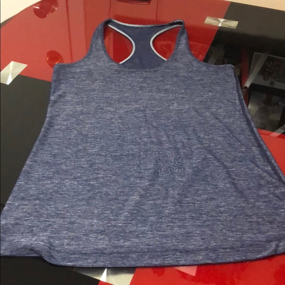Lululemon top, size 6, worn before